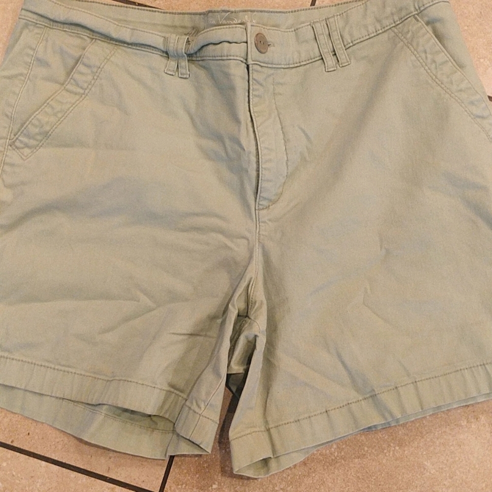 Gloria Vanderbilt Shorts